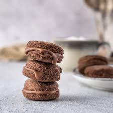 Coconut biscuits (Chocolate cream center)